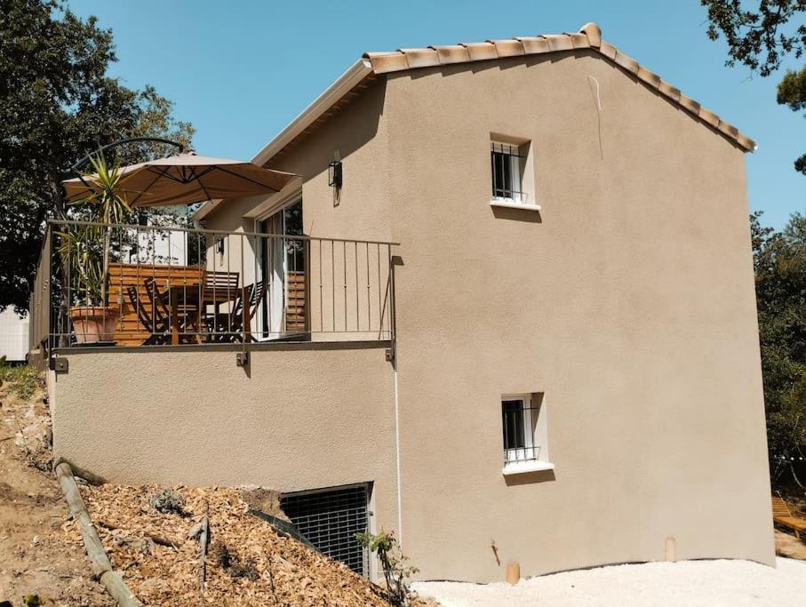 Charmante Maison Avec Jardin Aux Portes Des Gorges De L'Ardeche Saint-Julien-de-Peyrolas Exteriör bild